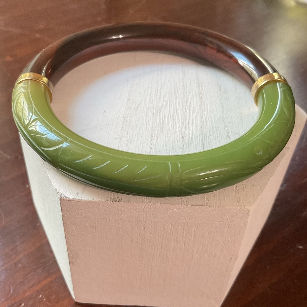 Vintage Givenchy Two Tone Etched Bangle Bracelet Signed - Picture 4 of 12